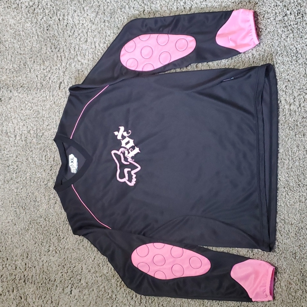 EXCELLENT CONDITION!! Ladies XL Fox riding jersey. No snags, tears or stains!